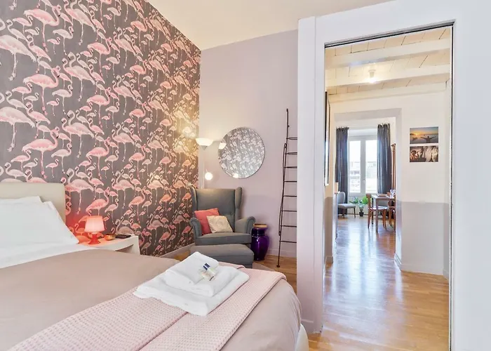 Apartment As Feel - Vittorio Colorful Design Rom